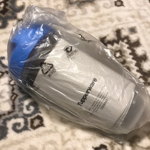 TUPPERWARE QUICK SHAKE - Picture 4 of 7